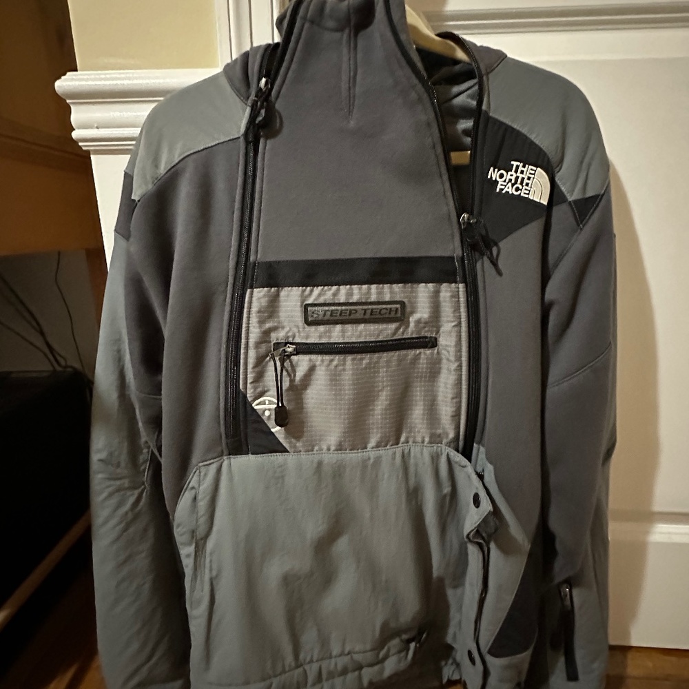 North face Steep Tech Hoodie